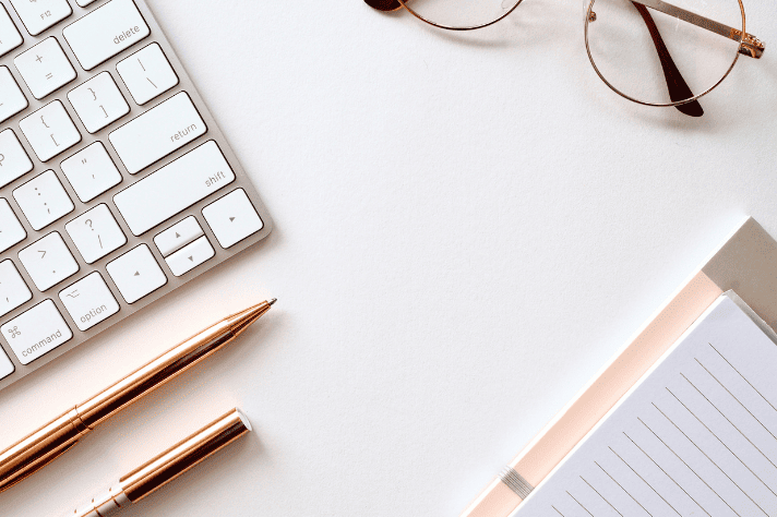 ノートやペンやパソコン